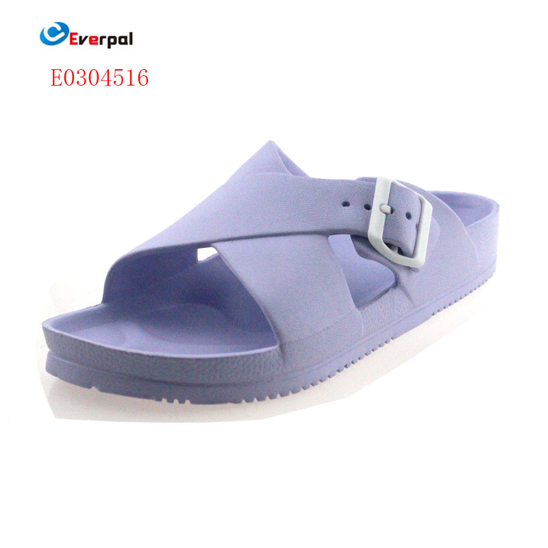 Perché dovresti scegliere le pantofole di sandali da donna per il comfort quotidiano?